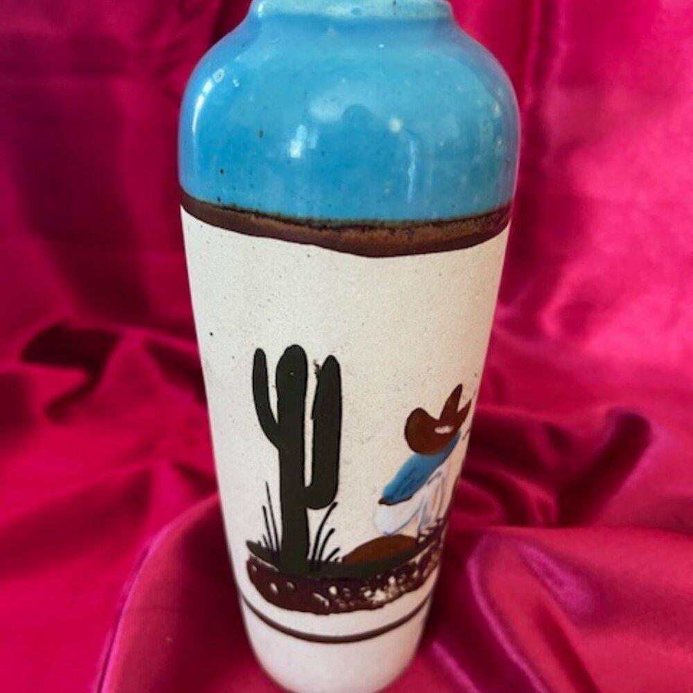 Hand-painted Mexican pottery vase, often‎ identified as Tonala folk art desert